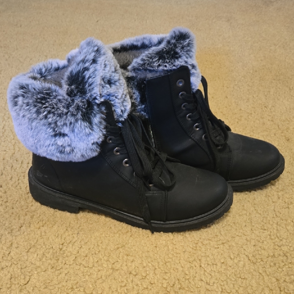 Women's Black Faux Fur Lined Boots